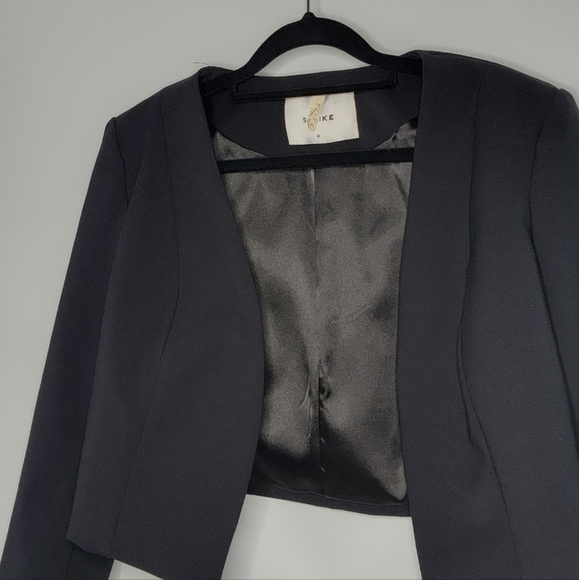 NWOT Sheike size 12 black cropped blazer - Picture 10 of 10